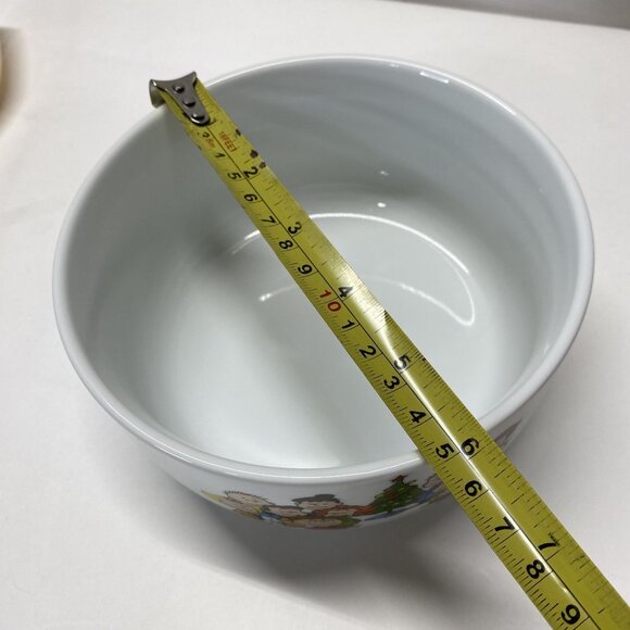 Peanuts Charlie Sally Brown Ceramic Bowls Set W/ Lids Christmas Holiday 6 in - Picture 7 of 8